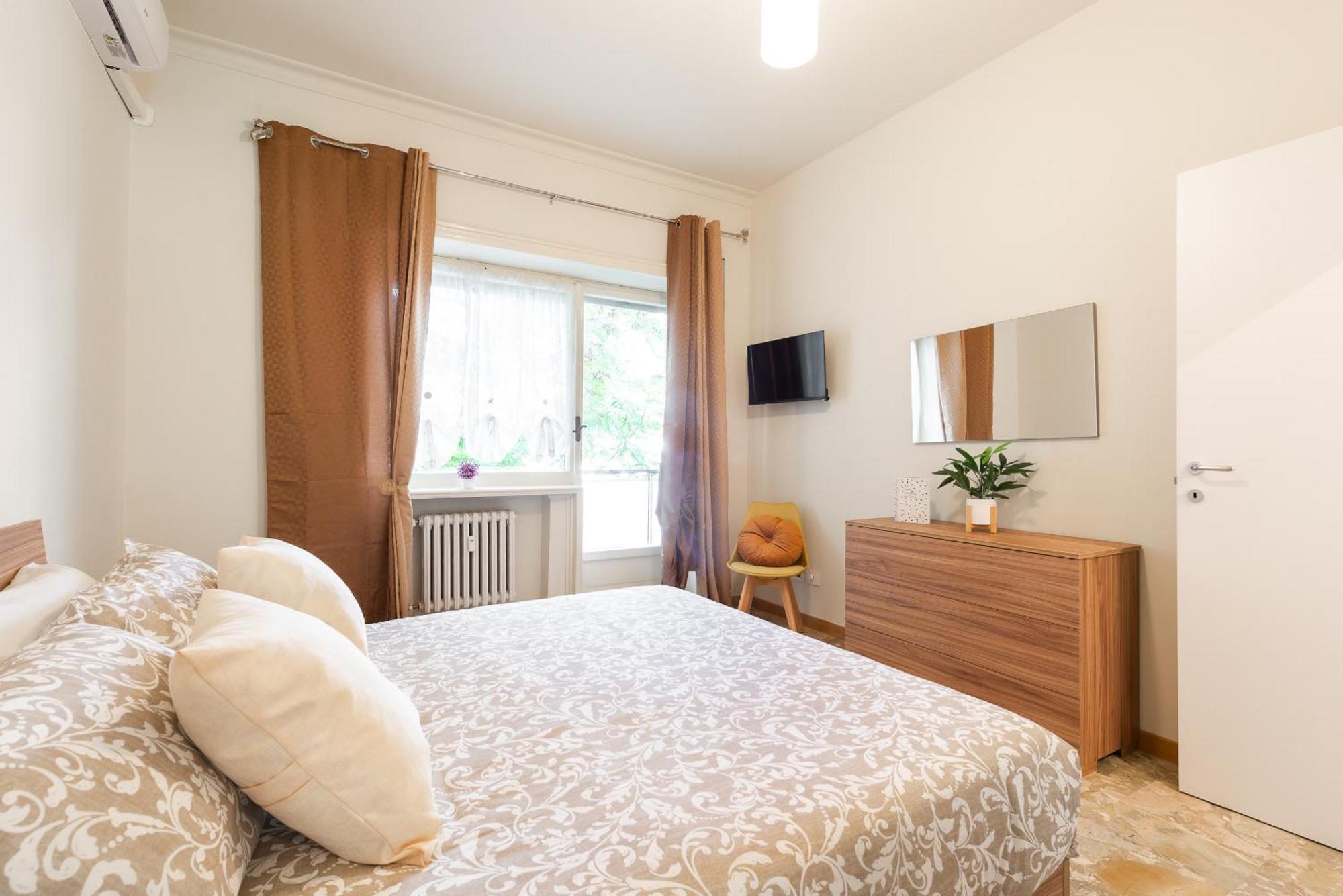 House Of Vatican Con Netflix E Ac Appartement